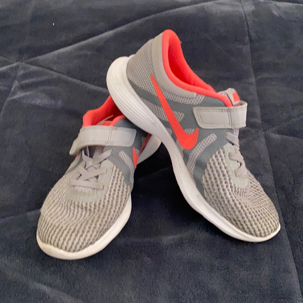 Girls Nike shoes